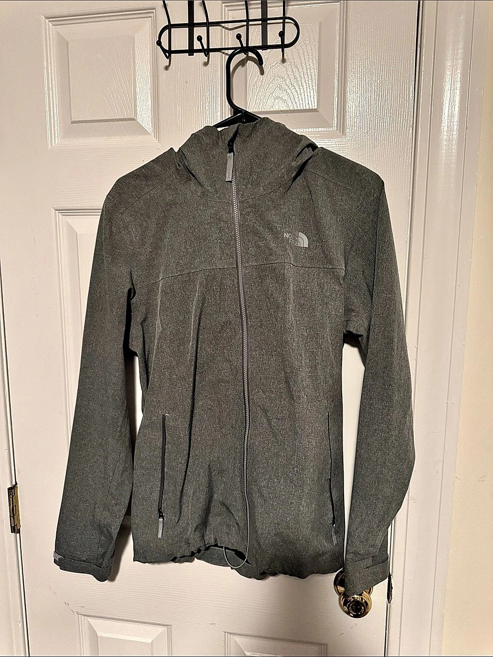 The North Face Women's Venture 2 Jacket Gray Medium